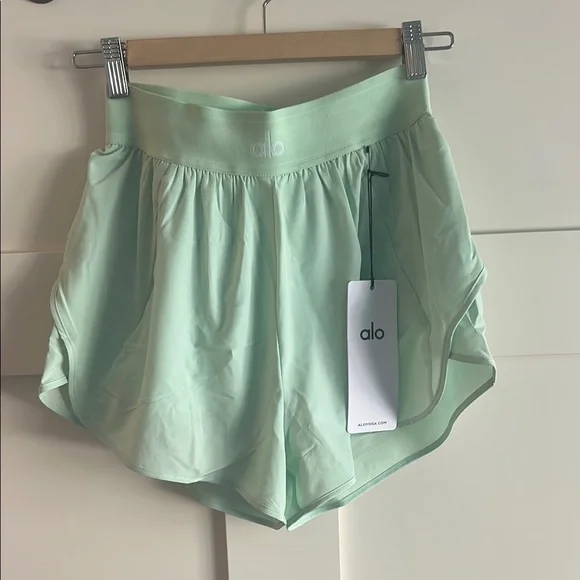 ALO Yoga | Shorts | Alo Match Point Short Spearmint Small | Poshmark
